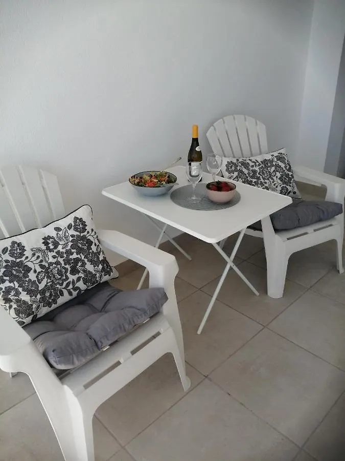 Casares Cozy Apartment