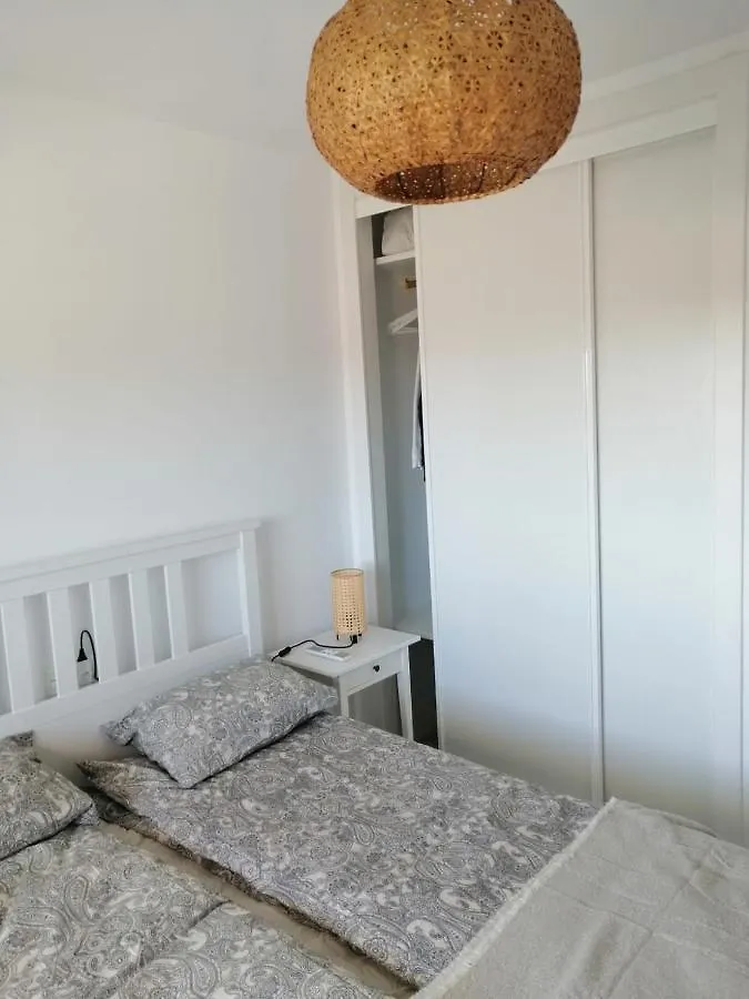 Casares Cozy Apartment 0*,